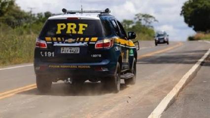 Casal usa viatura da PRF para cobrar dívida em Goiânia
