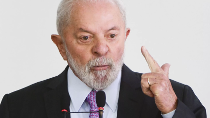 Em reunião, Lula revela a ministros por que fez fala sobre Holocausto