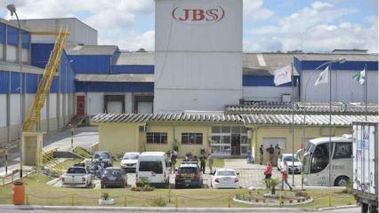 JBS quebra silêncio sobre abatedouro de cavalos em Anápolis