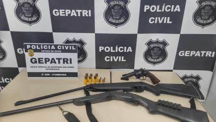 PCGO prende indivíduo que guardava três armas de fogo em residência