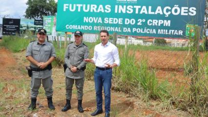 Prefeito Vilela visita 2º Comando Regional da PM e garante retomada do GGIM