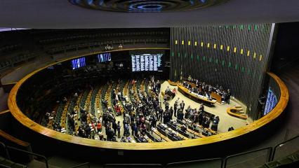 Reforma Tributária e anistia seguem em pauta no Congresso