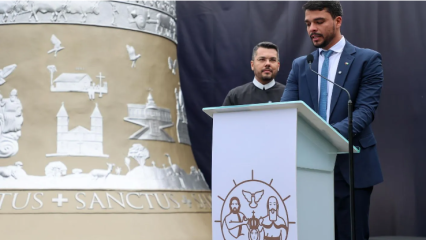 Vox Patris é oficialmente entregue na Polônia e inicia trajeto rumo à Trindade